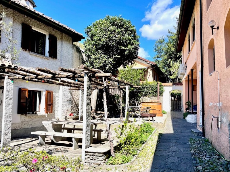 Auszeit in den Ferienwohnungen Córt di Amis in Sementina, Tessin