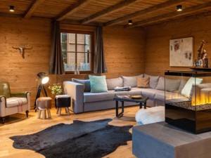 Chaletdorf LA SOA Bently Chalet Wohnzimmer