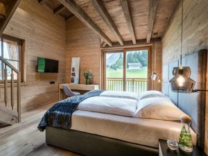 Chaletdorf LA SOA Bently Chalet Schlafzimmer