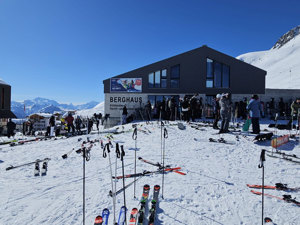 Resort du sport Berghaus Kühboden Vue de la maison hiver