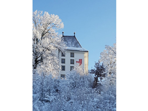 Bed & Breakfast Schlafschloss Hausansicht Winter