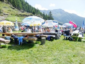 Alpe San Romerio Terrasse Sommer