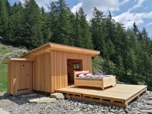 Alpe San Romerio Schlafzimmer Sommer