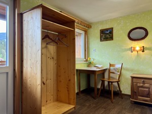 Alp-refuge Rusch Bedroom