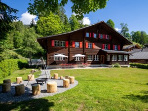 Naturfreundehaus Grindelwald Hausansicht Sommer