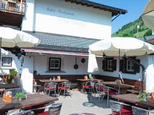 Hotel Madrisajoch Terrasse