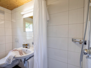 Group accommodation Kinderdorf Pestalozzi Bathroom