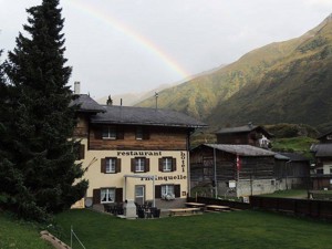 Gruppenhaus Hotel Rheinquelle Umschwung Herbst