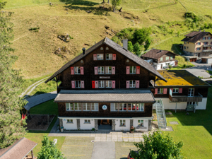 Auberge de Jeunesse Engelberg Vue de la maison été