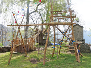 Lagerhaus Campo Cortoi Spielplatz