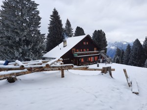 Friends of nature accommodation Brambrüesch House view winter