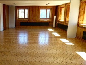 Salle de yoga à louer dans le village