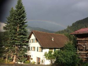 Gasthaus Landhuus Hausansicht Sommer