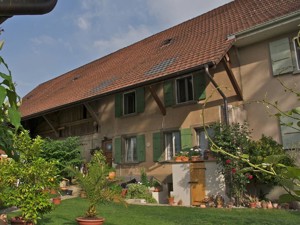 Bauernhaus La Magie de la Ferme Hausansicht Frühling